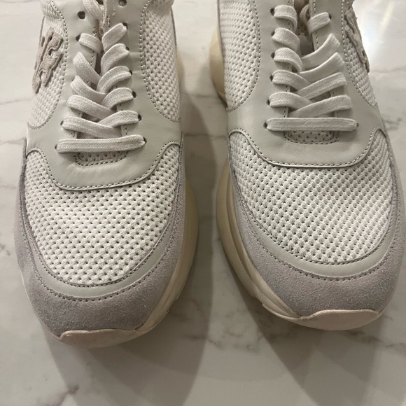 Tory Burch White Sneakers-Size 11 - Picture 10 of 11
